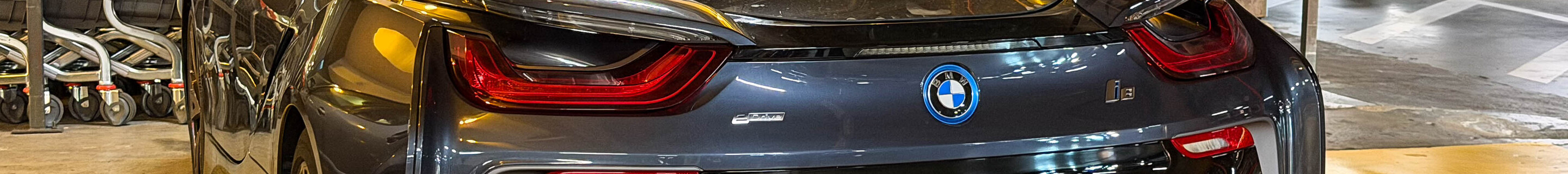 BMW i8