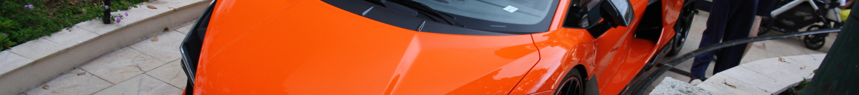Lamborghini Revuelto