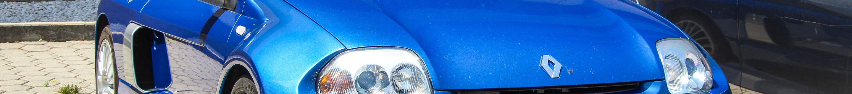 Renault Clio V6