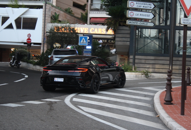 Aston Martin DB12 S