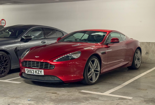 Aston Martin DB9 2013