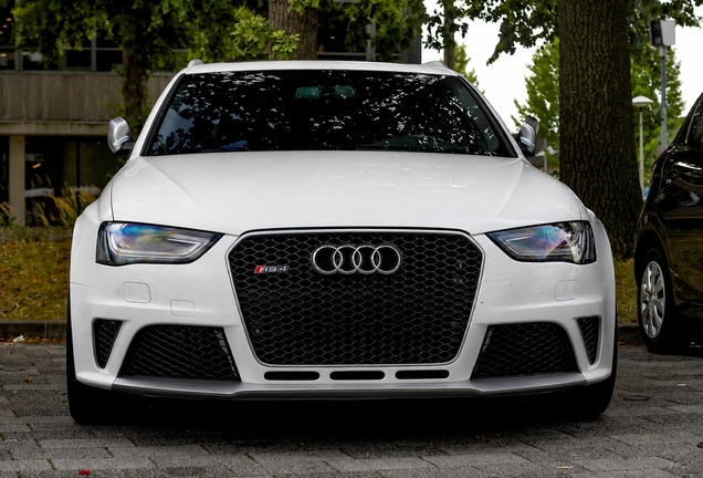 Audi RS4 Avant B8