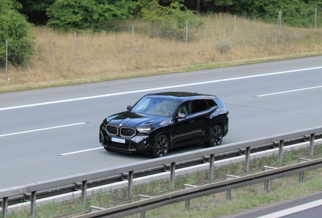 BMW XM G09