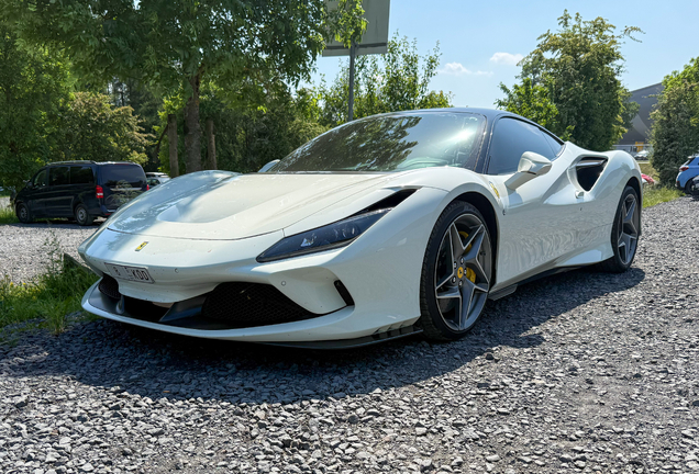 Ferrari F8 Tributo