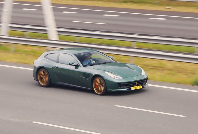 Ferrari GTC4Lusso T