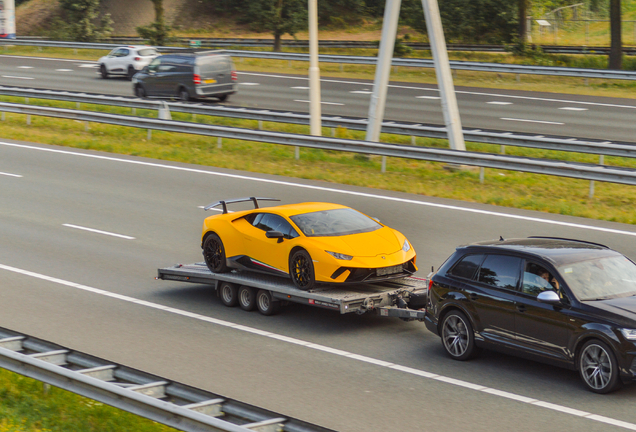 Lamborghini Huracán LP640-4 Performante
