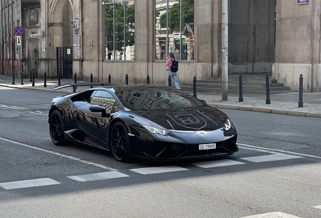 Lamborghini Huracán LP640-4 Performante