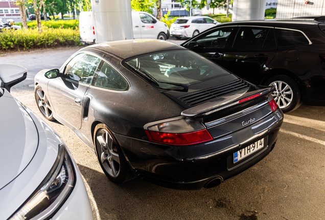 Porsche 996 Turbo