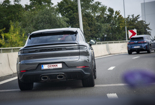 Porsche Cayenne Coupé Turbo E-Hybrid
