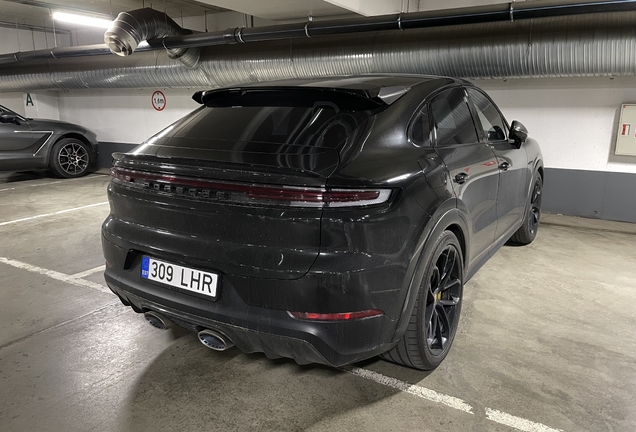 Porsche Cayenne Coupé Turbo E-Hybrid