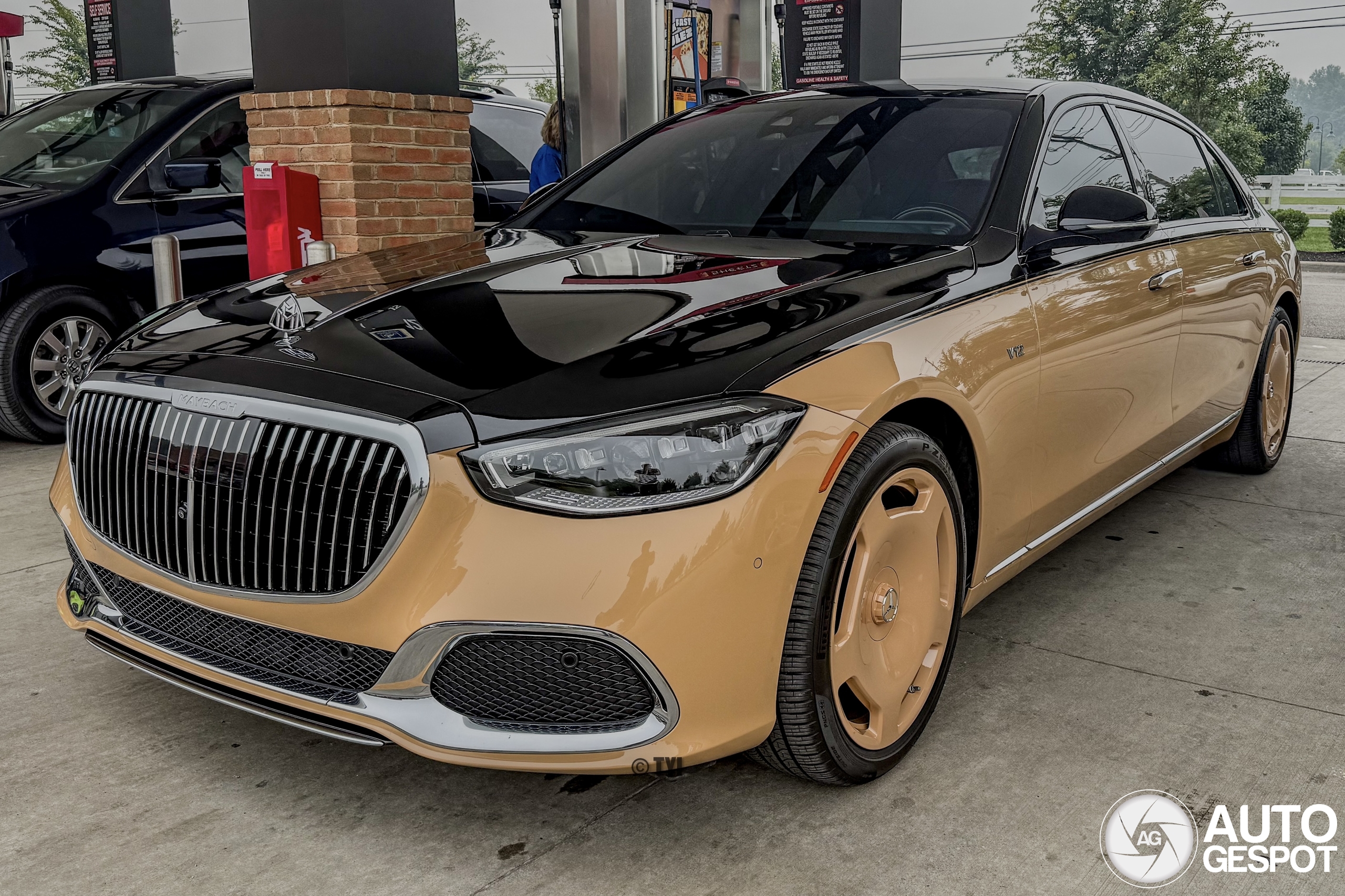 Mercedes-Maybach S 680 X223 Virgil Abloh Edition