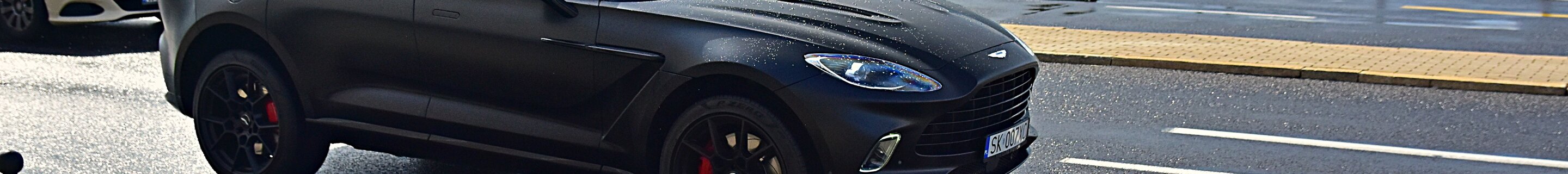 Aston Martin DBX
