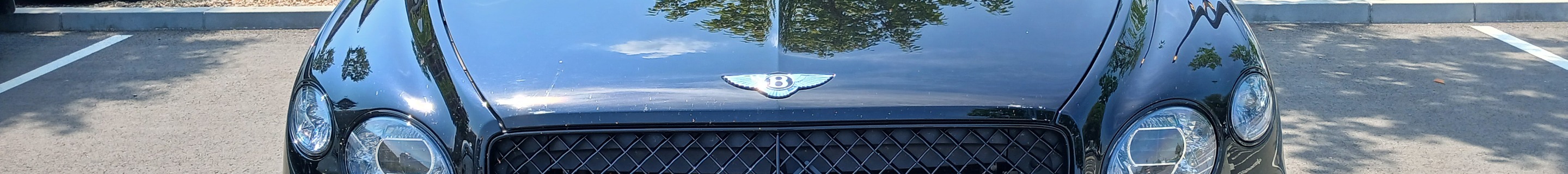 Bentley Bentayga V8 2021