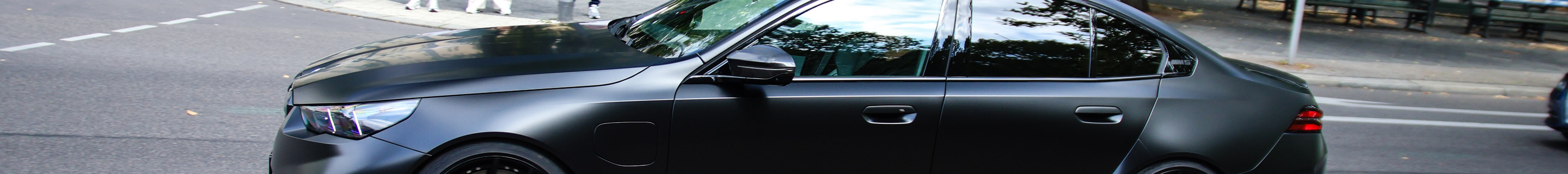 BMW M5 G90