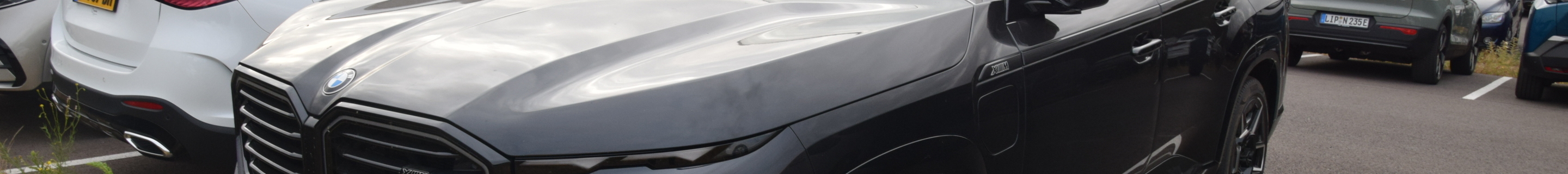 BMW XM G09