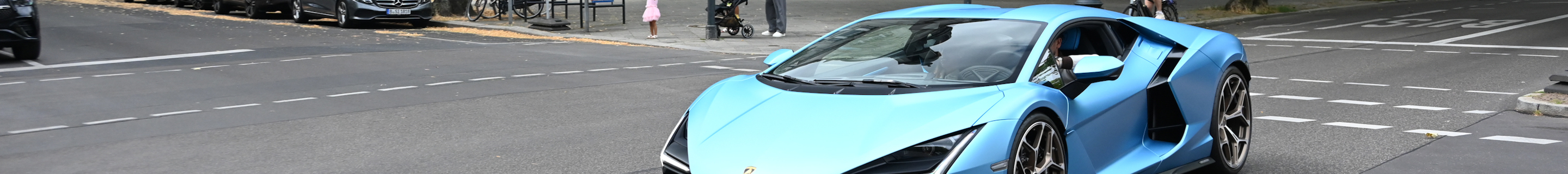 Lamborghini Revuelto