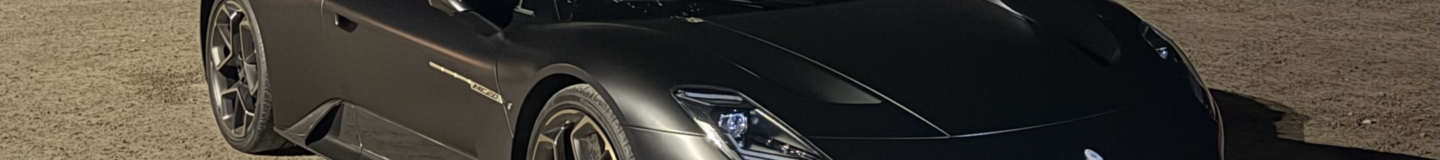 Maserati MC20 Notte