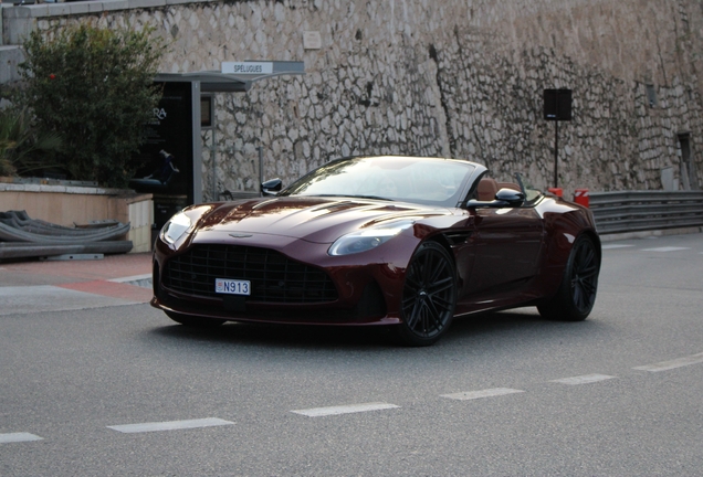 Aston Martin DB12 Volante