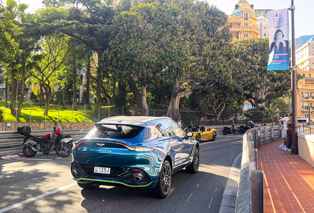 Aston Martin DBX