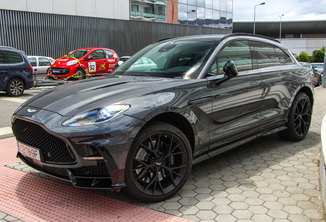 Aston Martin DBX S
