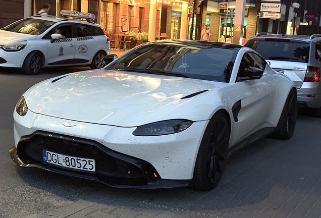 Aston Martin V8 Vantage 2018