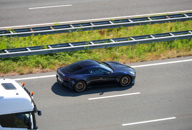 Aston Martin Vantage 2024