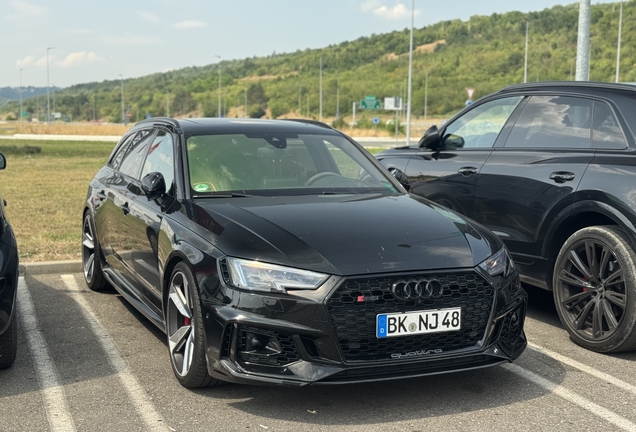 Audi RS4 Avant B9