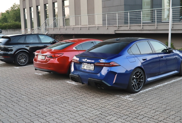 BMW M5 G90