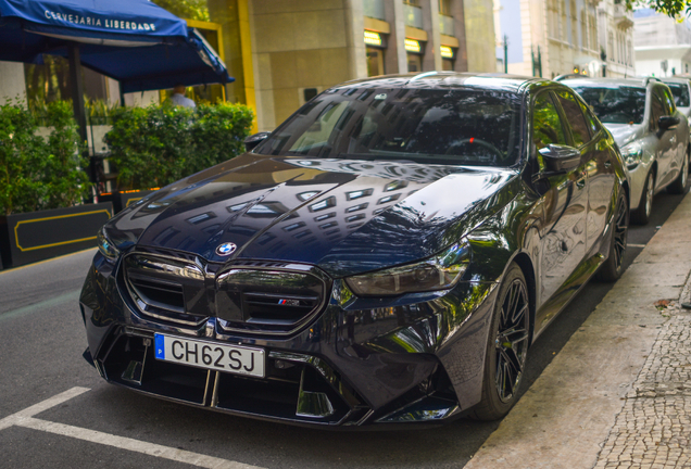 BMW M5 G90