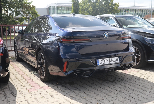 BMW M760e xDrive