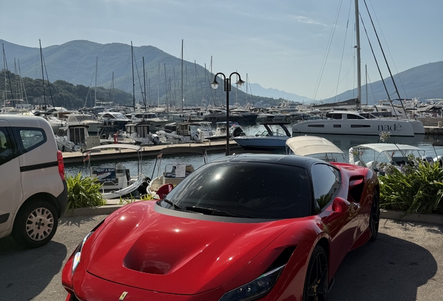 Ferrari F8 Tributo