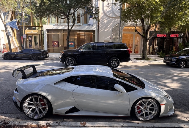 Lamborghini Huracán LP640-4 EVO