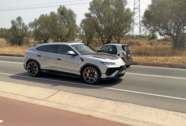 Lamborghini Urus Performante