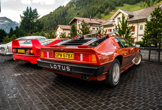 Lotus Esprit Turbo