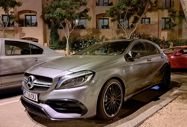 Mercedes-AMG A 45 W176 2015