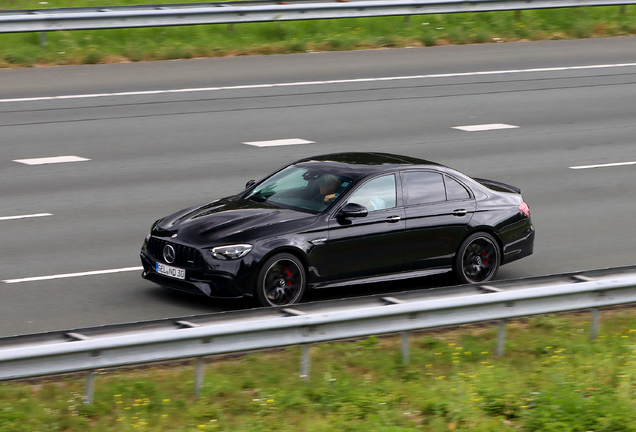 Mercedes-AMG E 63 S W213 2021