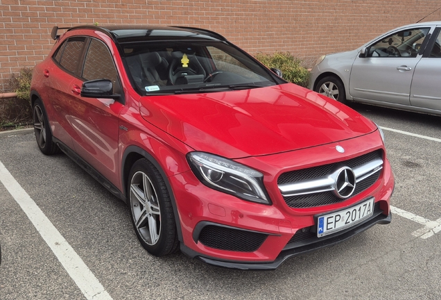 Mercedes-AMG GLA 45 X156