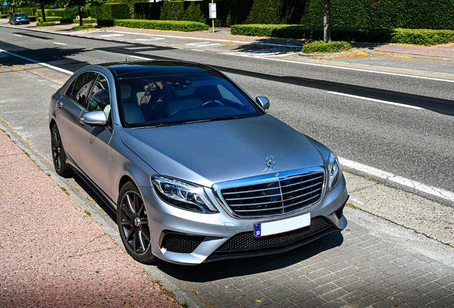 Mercedes-Benz S 63 AMG V222