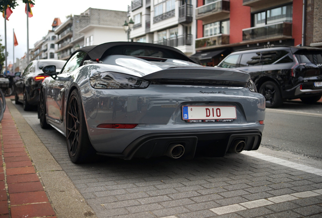Porsche 718 Spyder RS
