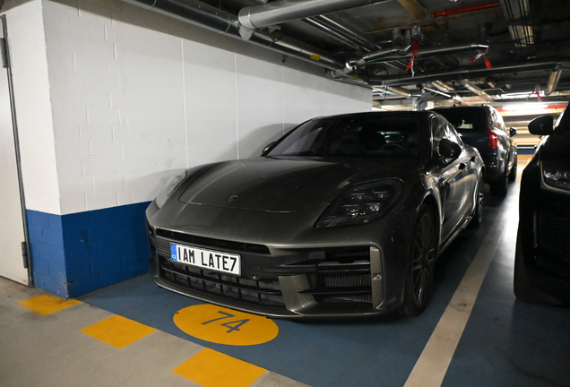Porsche 972 Panamera Turbo E-Hybrid