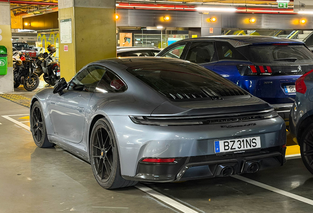 Porsche 992 Carrera 4 GTS MkII