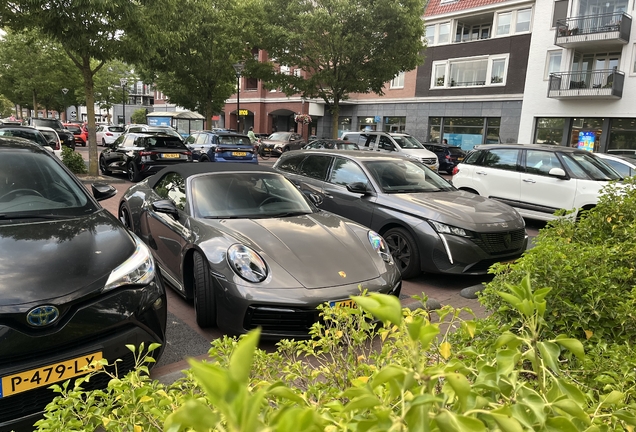 Porsche 992 Carrera 4S Cabriolet MkI TechArt