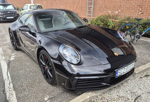 Porsche 992 Carrera 4S MkI