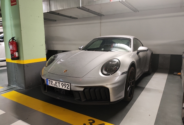 Porsche 992 Carrera GTS MkII