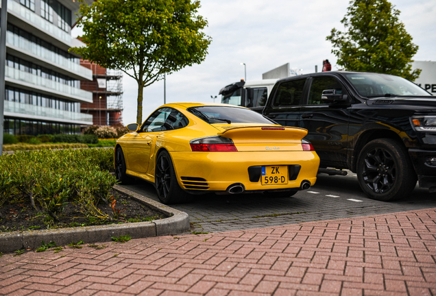 Porsche 996 Turbo