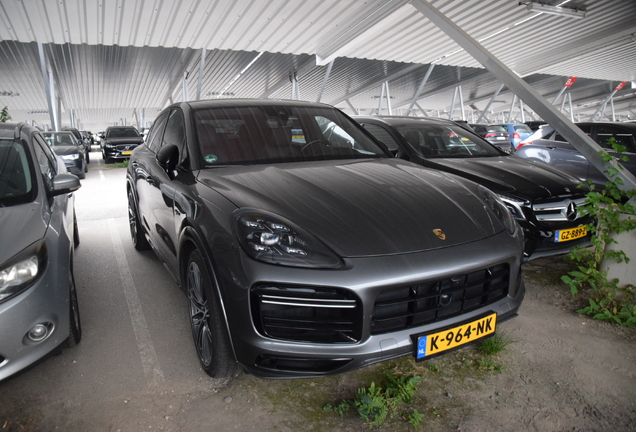 Porsche Cayenne Coupé Turbo S E-Hybrid