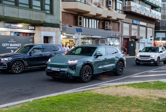 Porsche Cayenne Turbo Electric