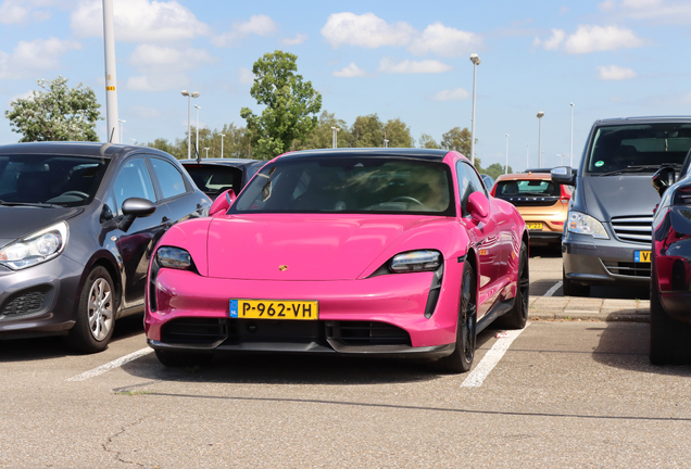 Porsche Taycan Turbo S Sport Turismo MkI
