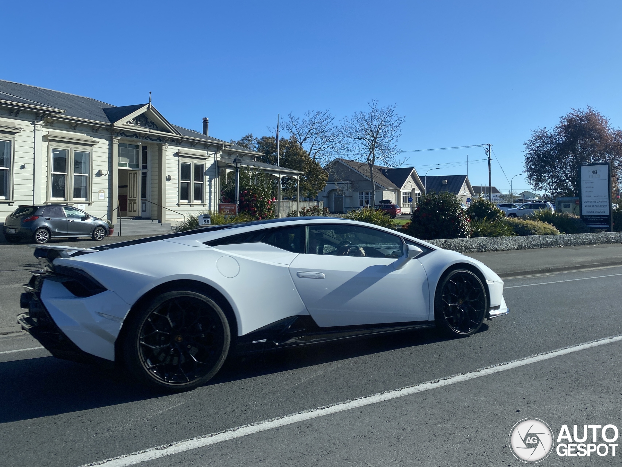 Lamborghini Huracán LP640-2 Tecnica