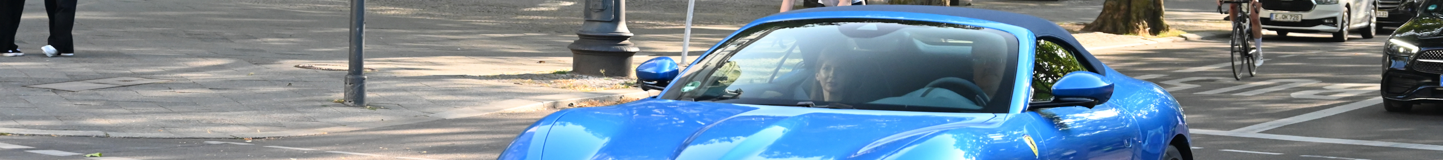 Ferrari Roma Spider